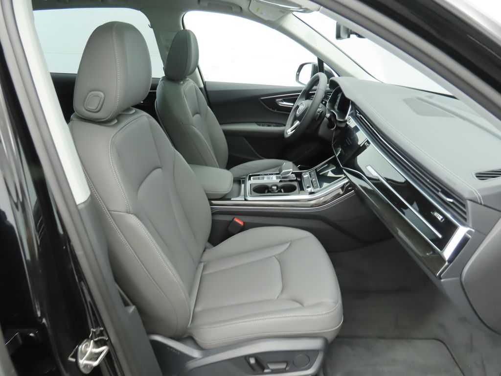 2025 Audi Q7 Premium Plus 22