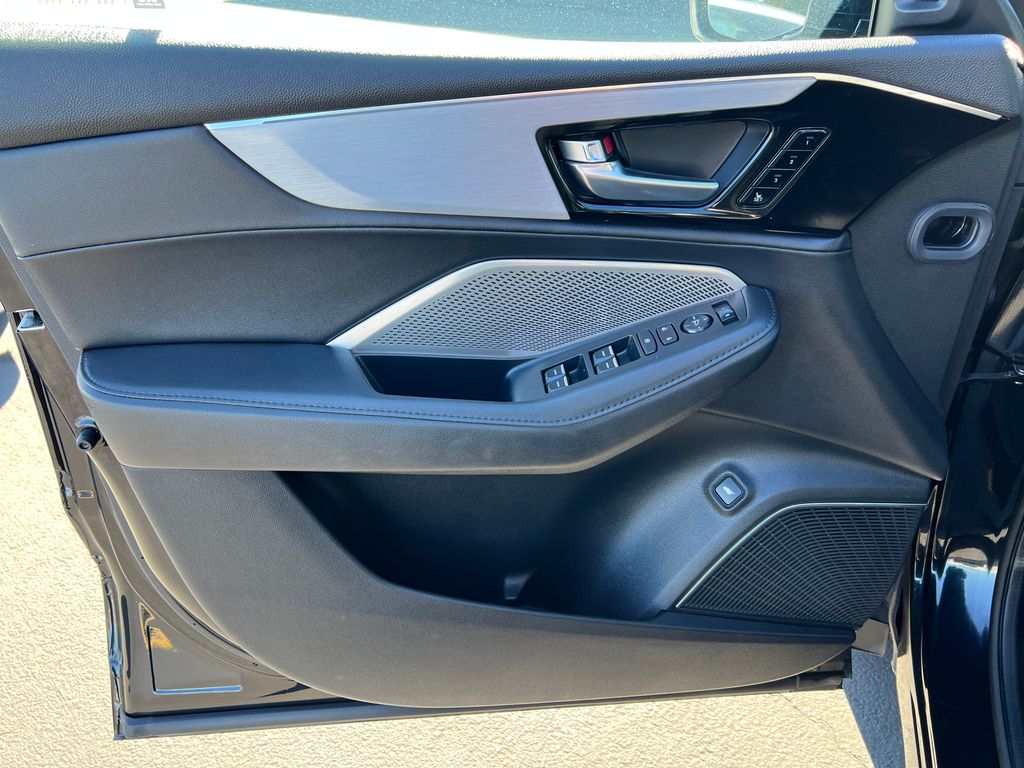 Thumbnail: 2024 Acura MDX - 12