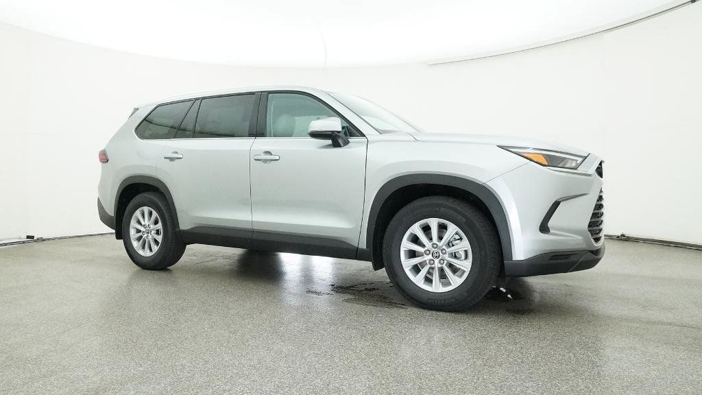 Thumbnail: 2026 Toyota Grand Highlander - 2
