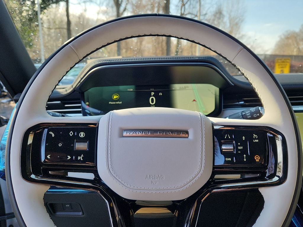 Thumbnail: 2026 Land Rover Range Rover Sport - 9