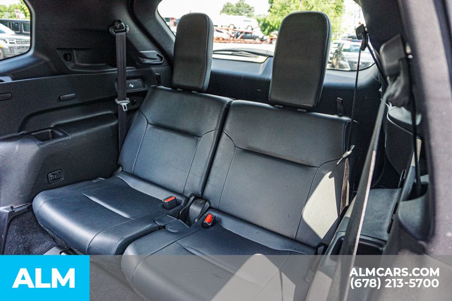Used 2024 Blue Mitsubishi SE image 22