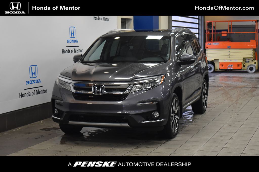 2021 Honda Pilot Touring -
                Mentor, OH