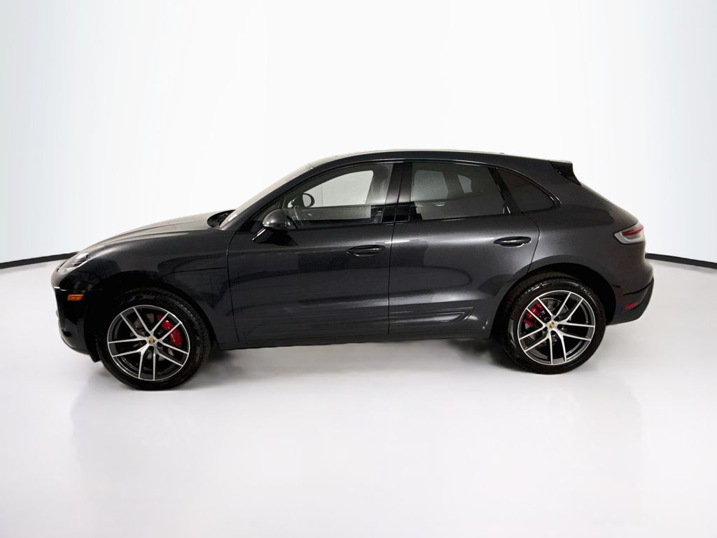 Thumbnail: 2023 Porsche Macan - 8