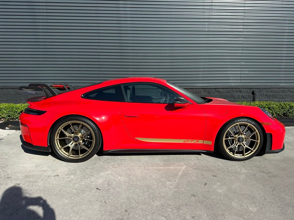 Thumbnail: 2026 Porsche 911 - 10