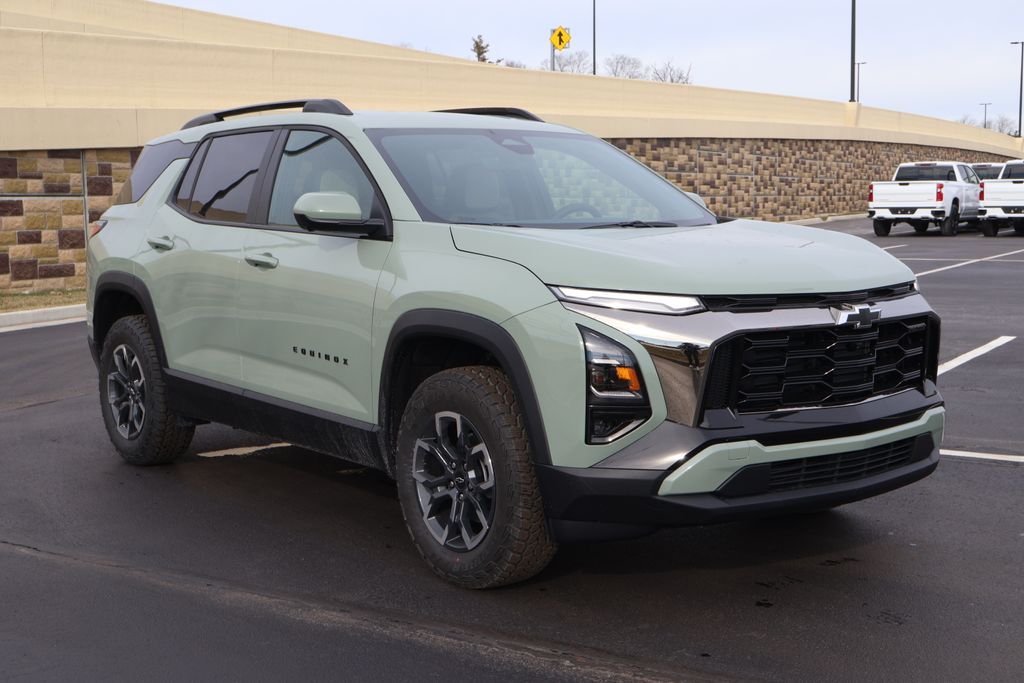 Thumbnail: 2026 Chevrolet Equinox - 10