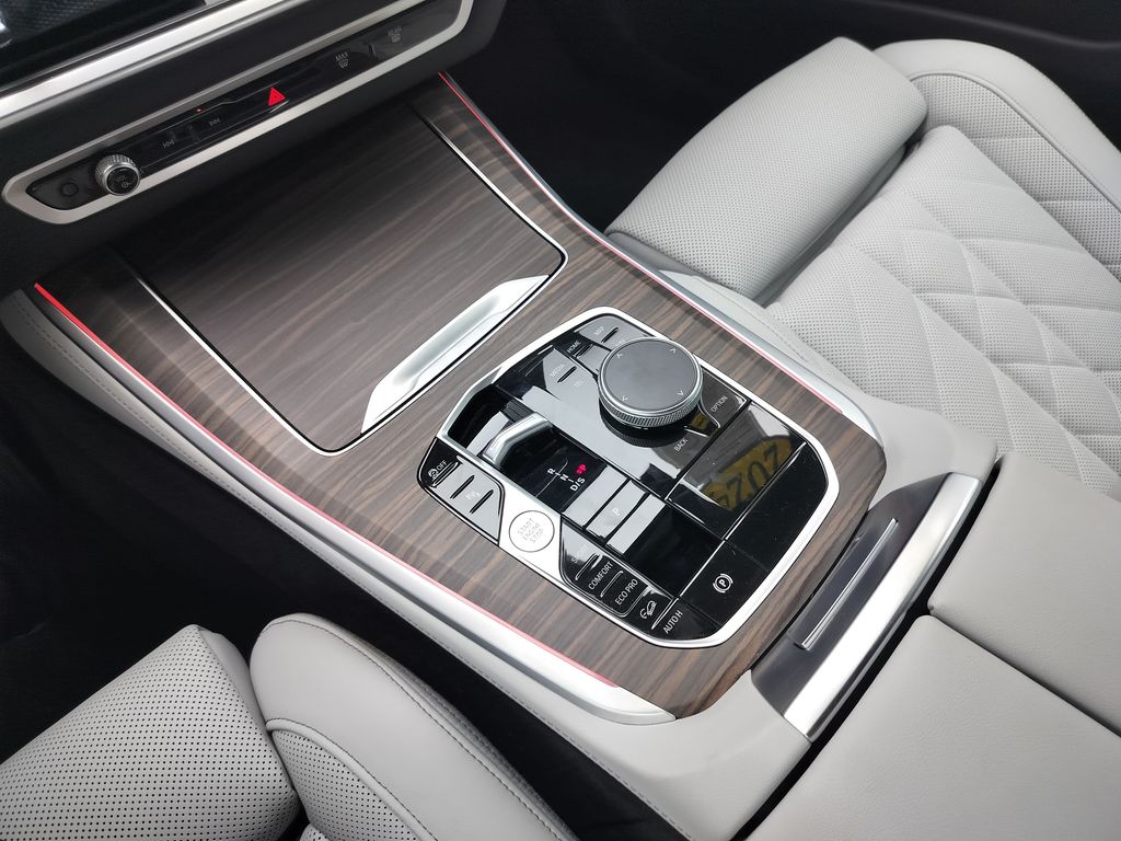 Thumbnail: 2024 BMW X5 - 19