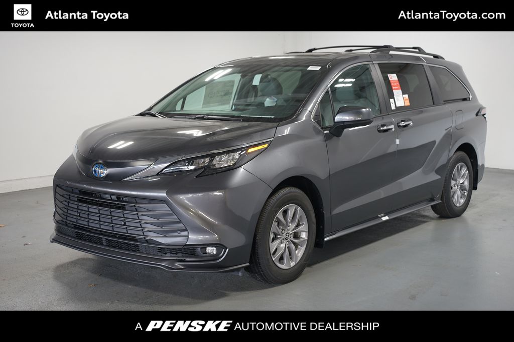 Thumbnail: 2025 Toyota Sienna - 1