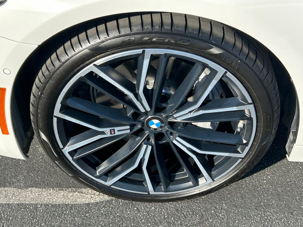 2022 BMW 5 Series 540i 9