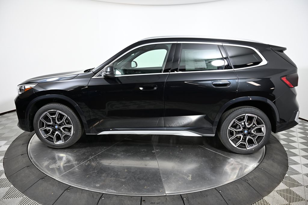 Thumbnail: 2026 BMW X1 - 2