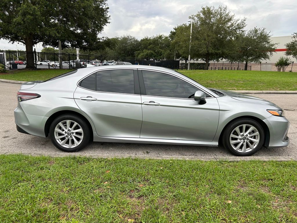 2023 Toyota Camry LE 6