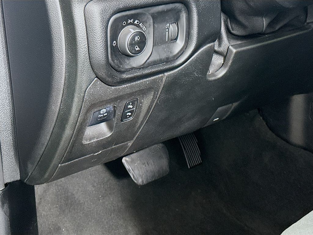 Thumbnail: 2020 RAM 1500 - 10