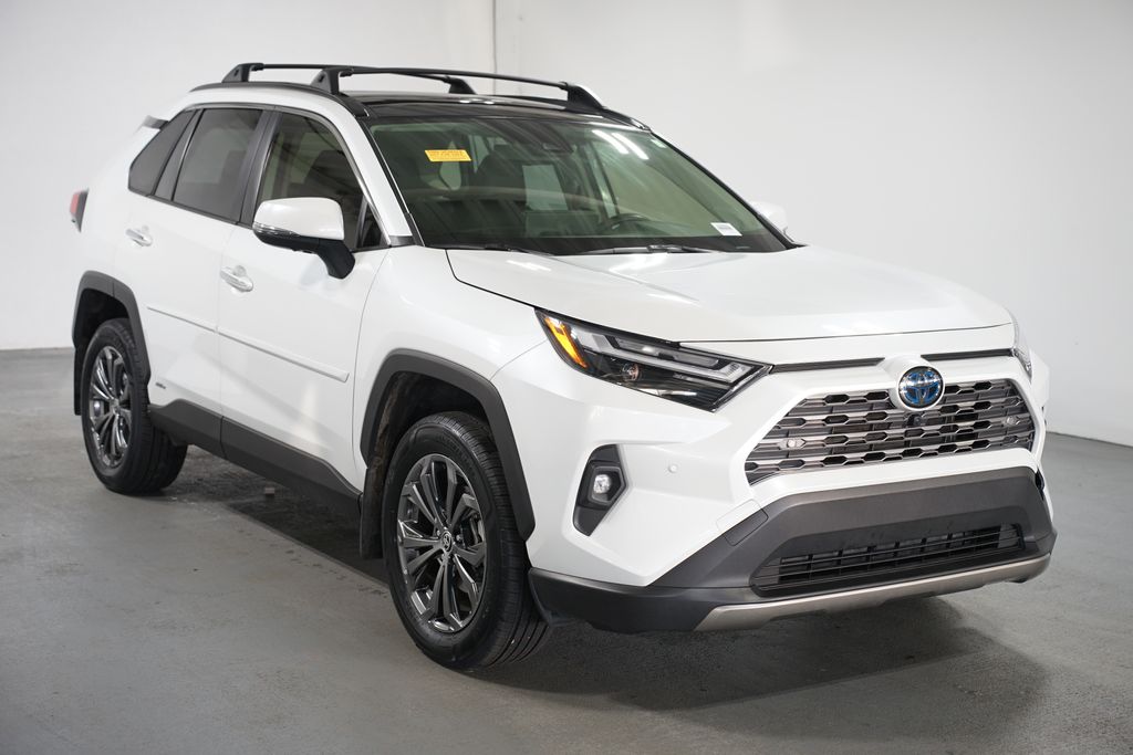 Thumbnail: 2024 Toyota RAV4 - 3