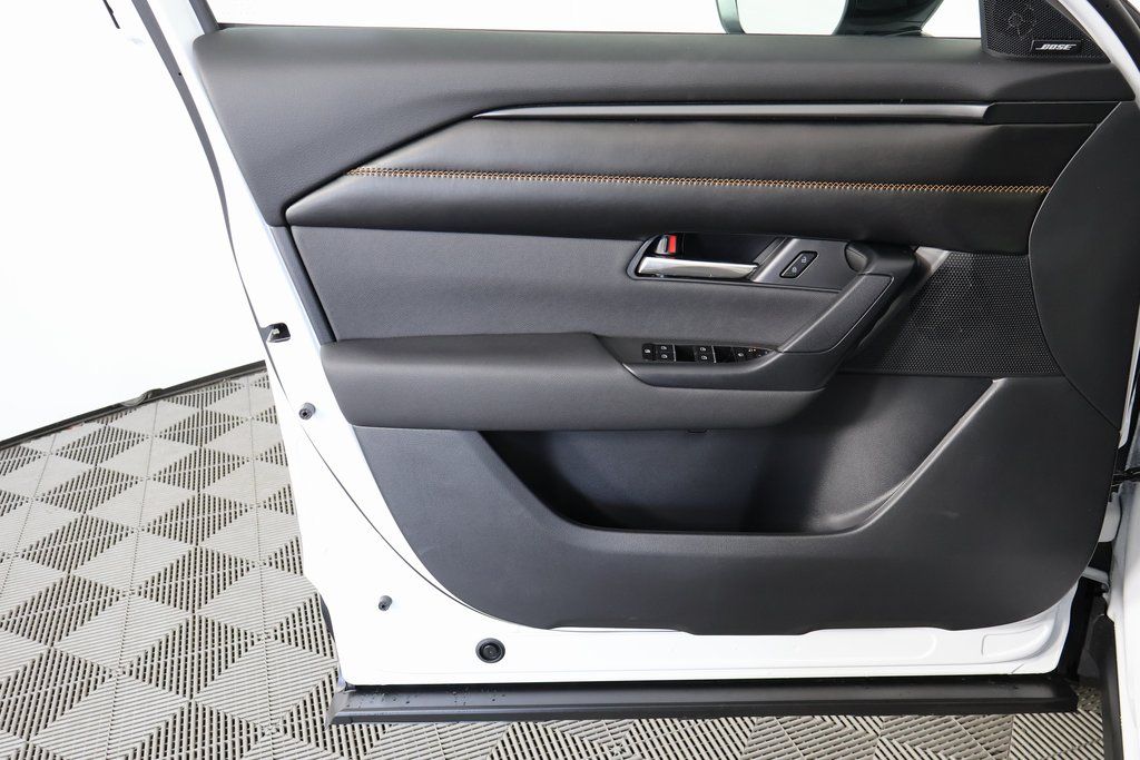 Thumbnail: 2026 Mazda CX-50 - 8