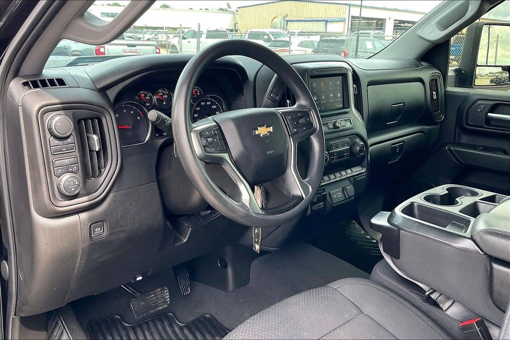 Used 2022 Chevrolet Silverado 2500HD Custom 4D Crew Cab