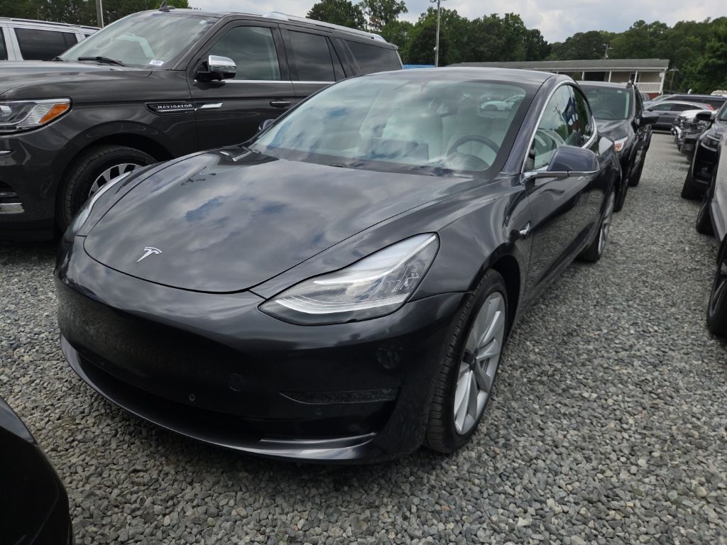 2020 Tesla Model 3 Long Range Dual Motor All-Wheel Drive's photo