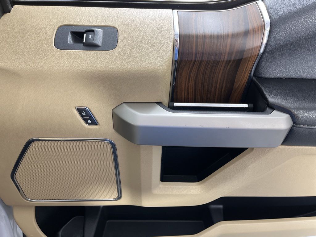 Thumbnail: 2015 Ford F-150 - 21