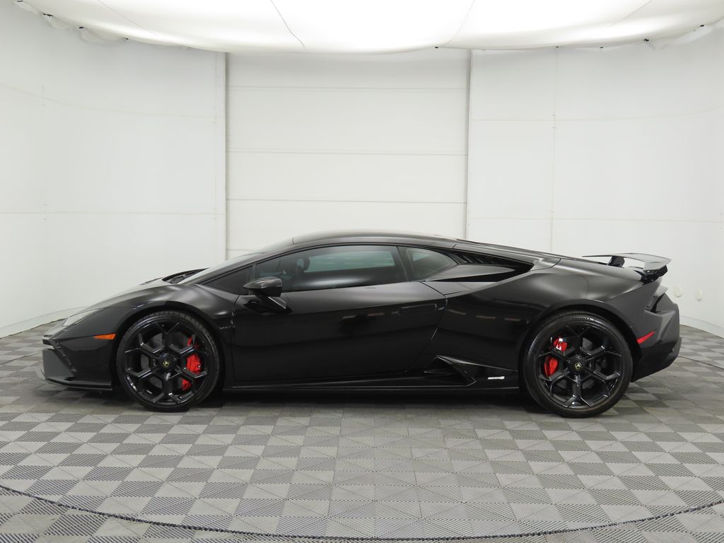 Thumbnail: 2024 Lamborghini Huracan - 8