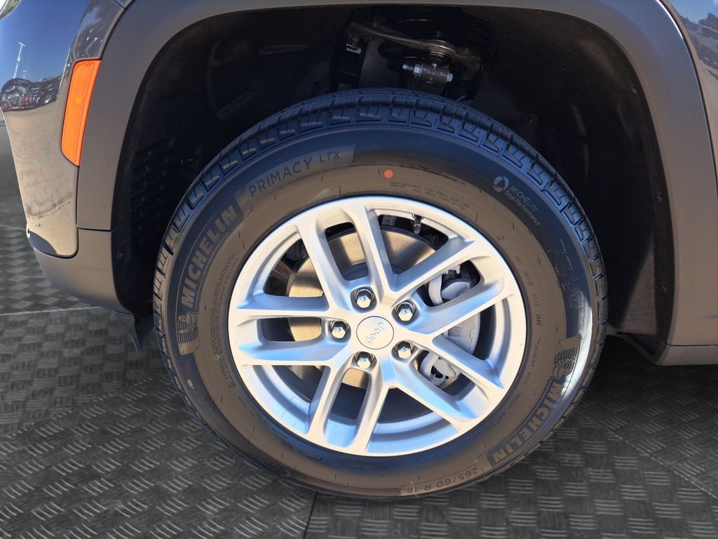 New Car 2025 Jeep Grand Cherokee  Laredo X For Sale Under $35,000 In Austin, Texas