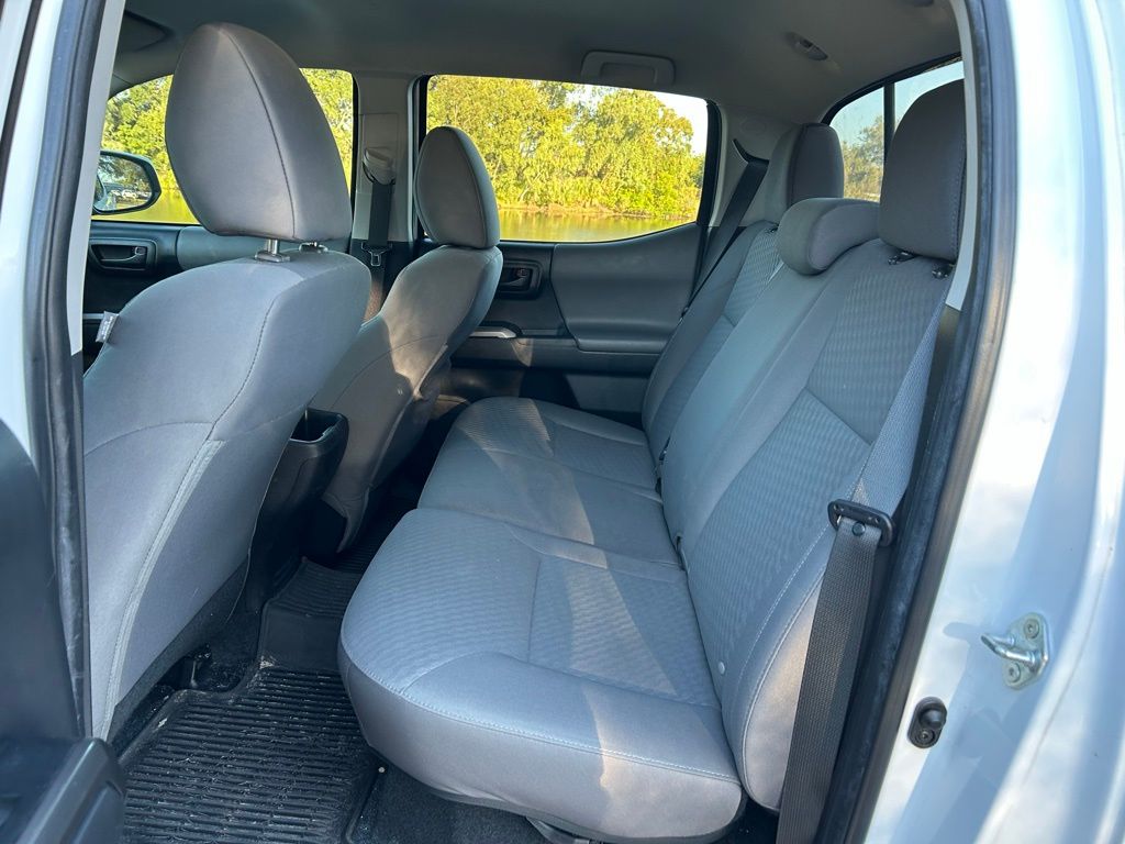 Thumbnail: 2022 Toyota Tacoma - 12