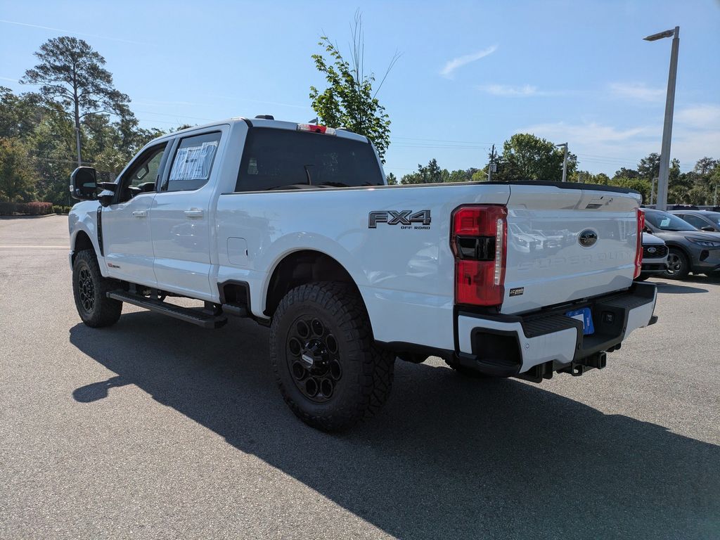 2026 Ford F-350 Super Duty LARIAT