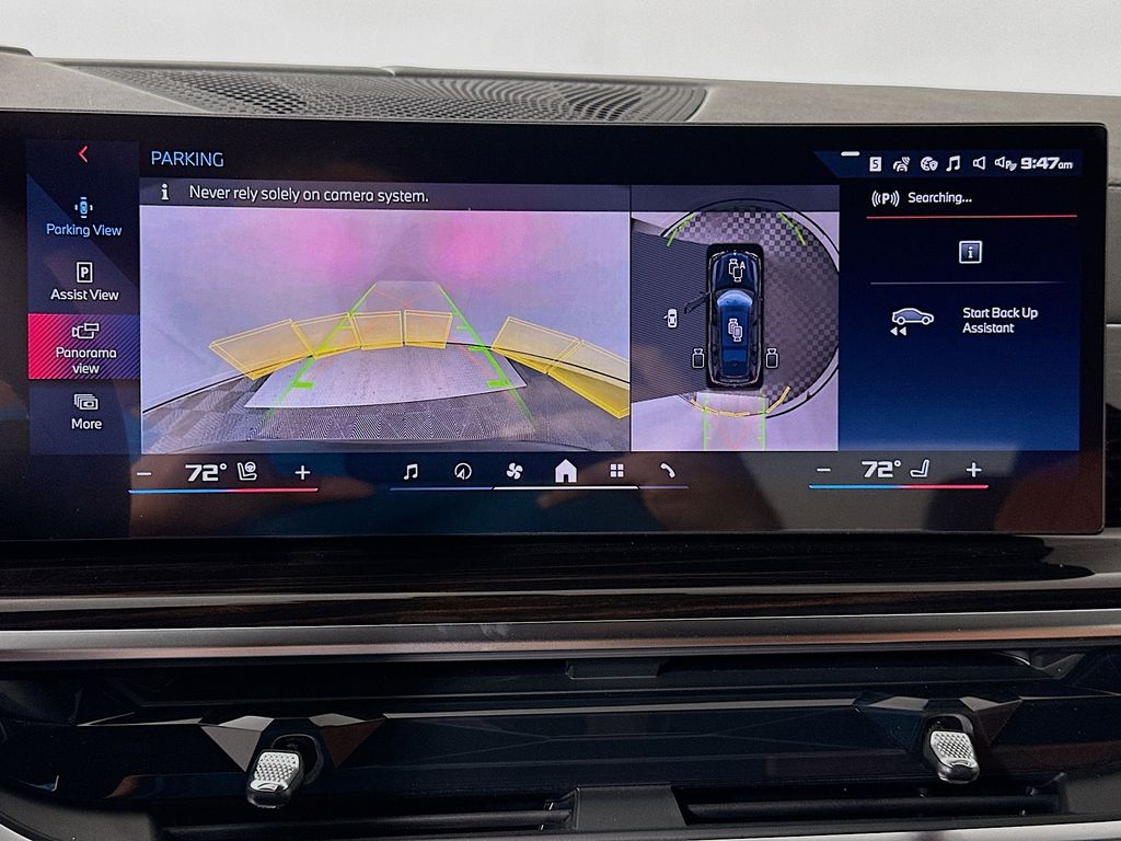 Thumbnail: 2026 BMW X7 - 13