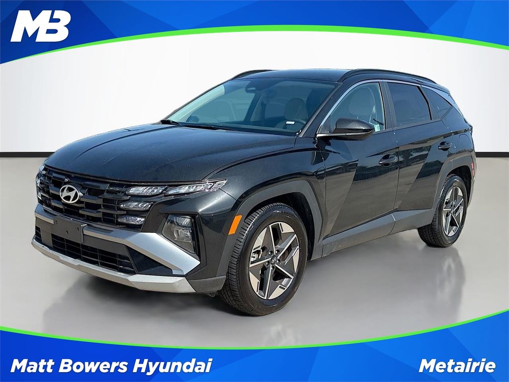 Phantom Black 2025 Hyundai Tucson SUV / Crossover Front-Wheel Drive 8-Speed Automatic