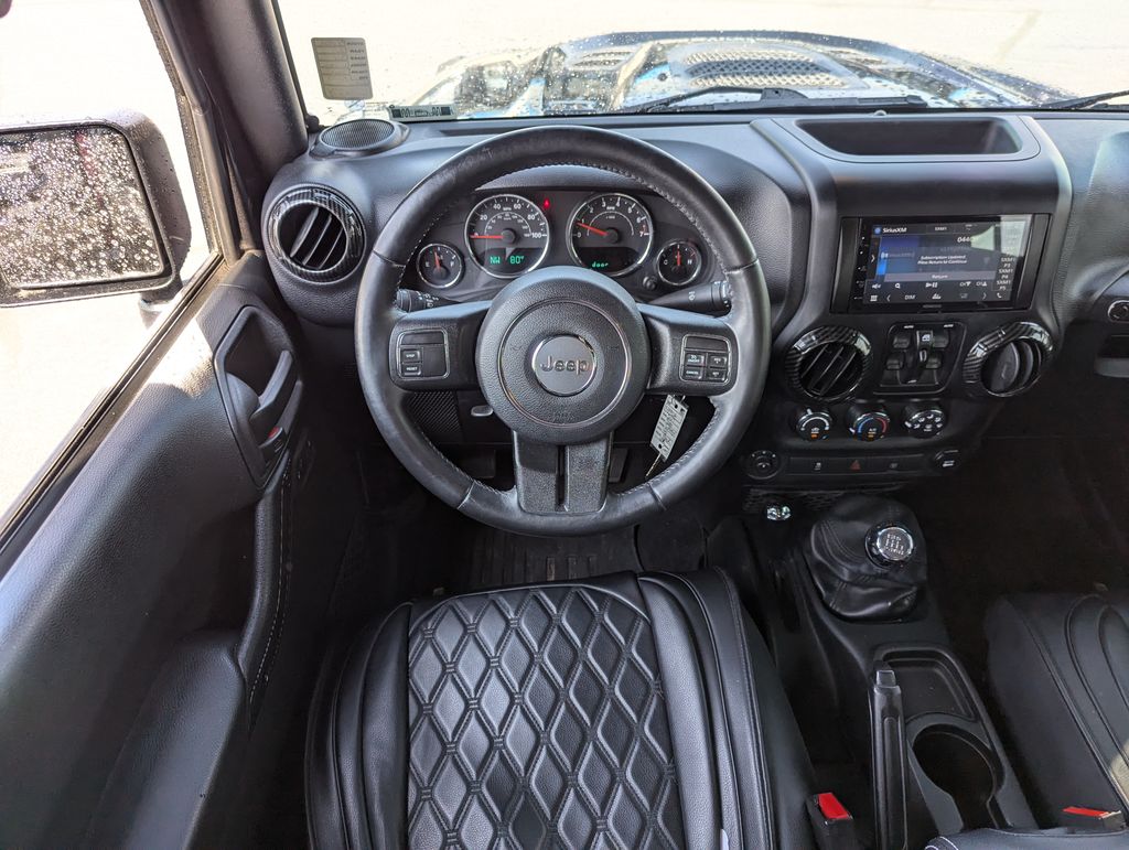 2017 Jeep Wrangler Unlimited Sahara 25