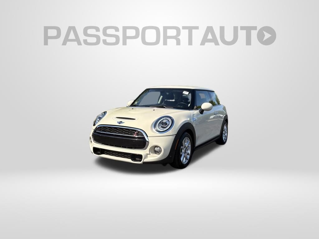 Pepper White 2018 MINI Cooper S 2-Door Hatchback FWD Hatchback Front-Wheel Drive Automatic