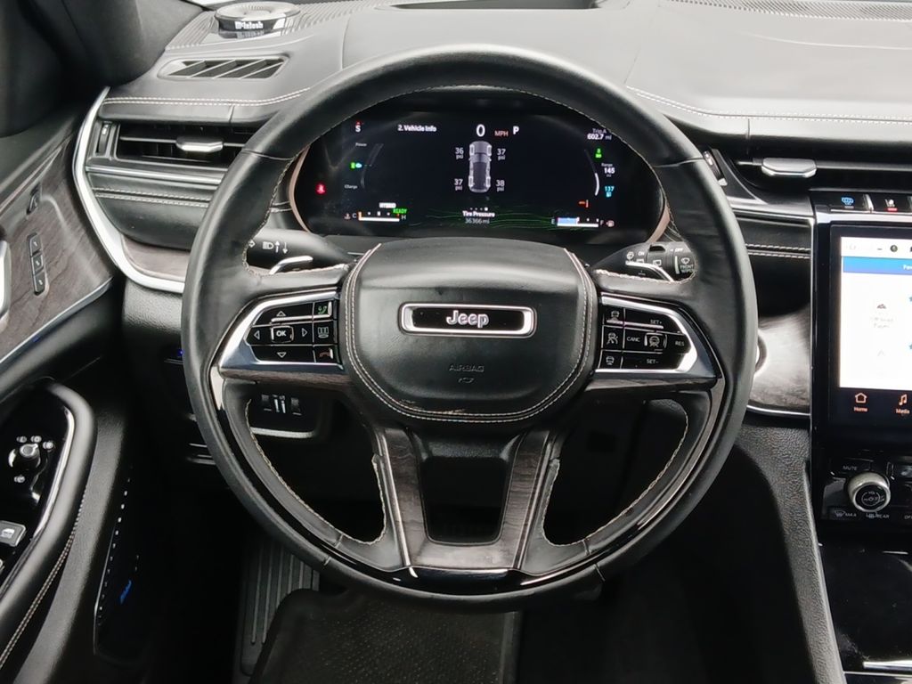 Used Car 2022 Jeep Grand Cherokee  Overland 4xe For Sale Under $30,000 In Austin, Texas