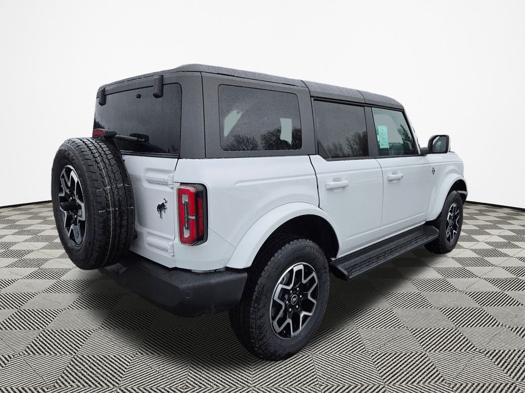 New 2025 Ford Bronco Outer Banks