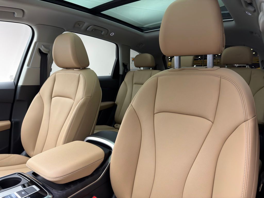 Thumbnail: 2025 Audi Q7 - 10