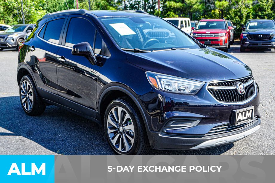 Used 2021 Blue Buick Preferred image 3