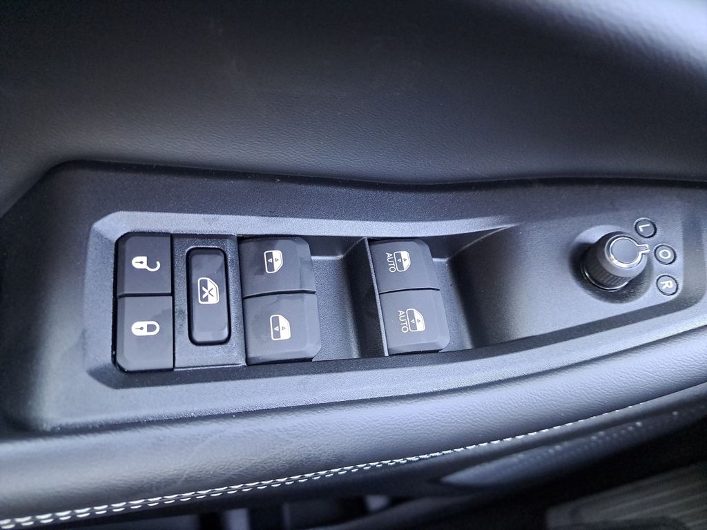 New Car 2025 Jeep Grand Cherokee  Laredo For Sale Under $40,000 In Austin, Texas