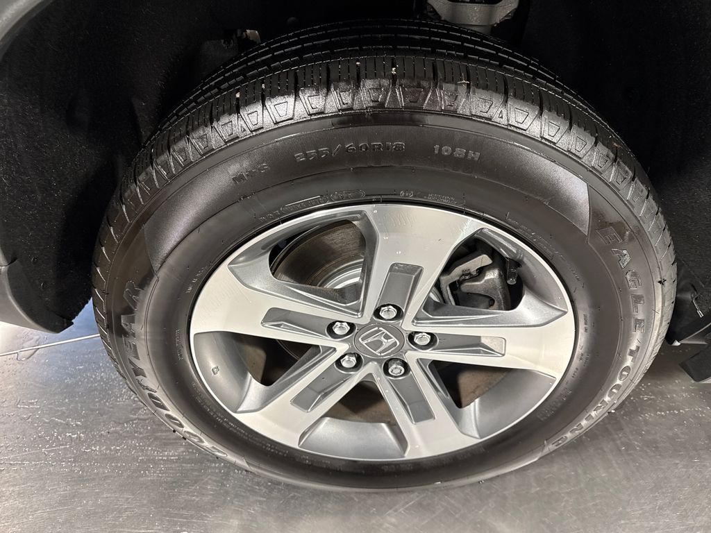 used 2025 Honda Pilot car, priced at $45,233