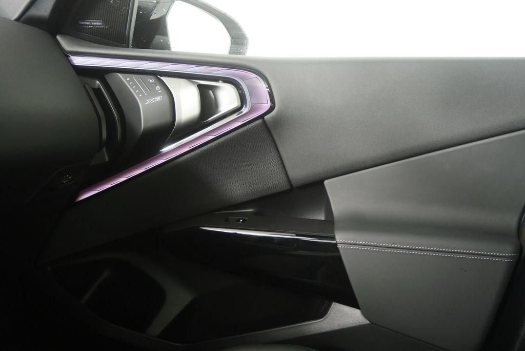 Thumbnail: 2026 BMW X3 - 25