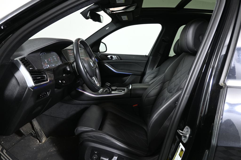 Thumbnail: 2023 BMW X5 - 3
