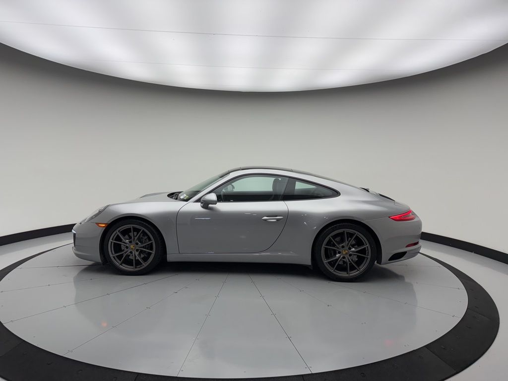 Thumbnail: 2017 Porsche 911 - 8