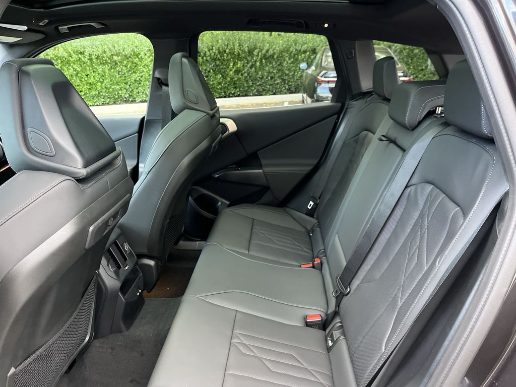 Thumbnail: 2025 BMW X3 - 23