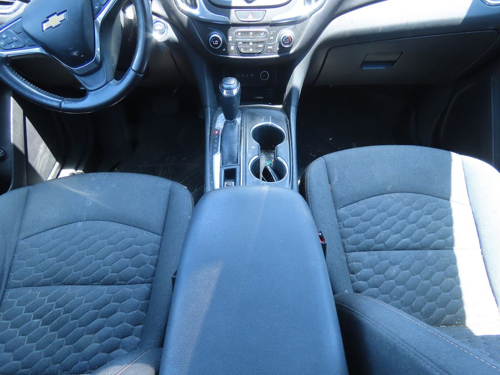 Thumbnail: 2019 Chevrolet Equinox - 9