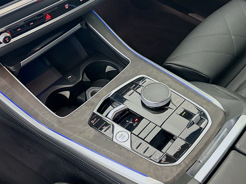 Thumbnail: 2024 BMW X5 - 17