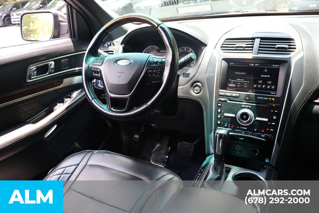 Used 2016 Black Ford Platinum image 28