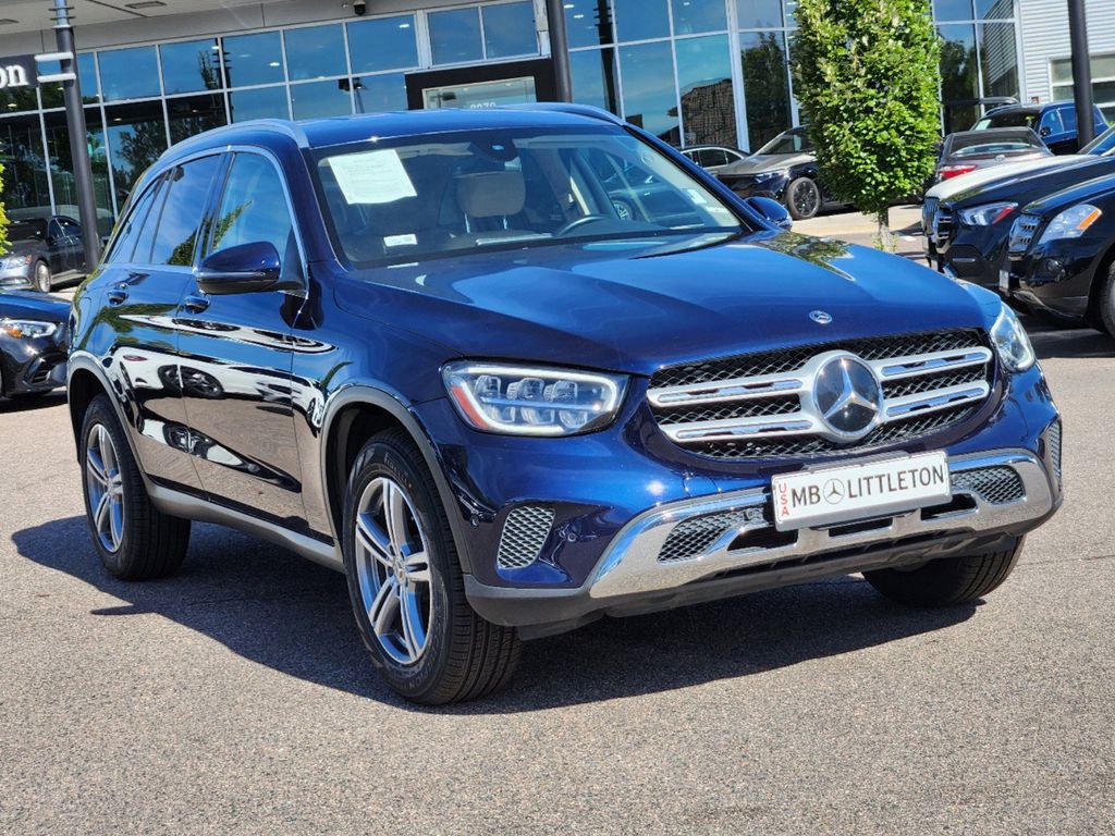 2021 Mercedes-Benz GLC GLC 300 3