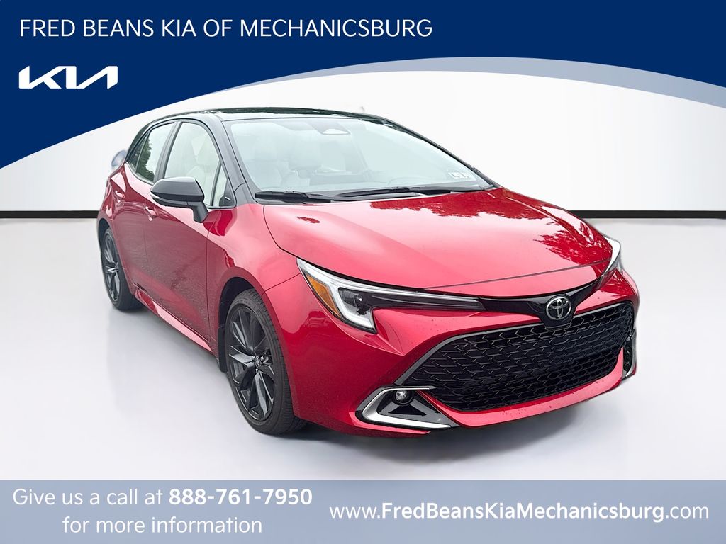 2025 Toyota Corolla Hatchback XSE FWD