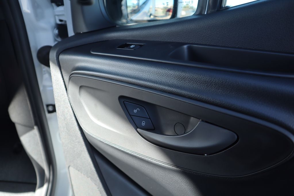 2025 Mercedes-Benz Sprinter 3500 20