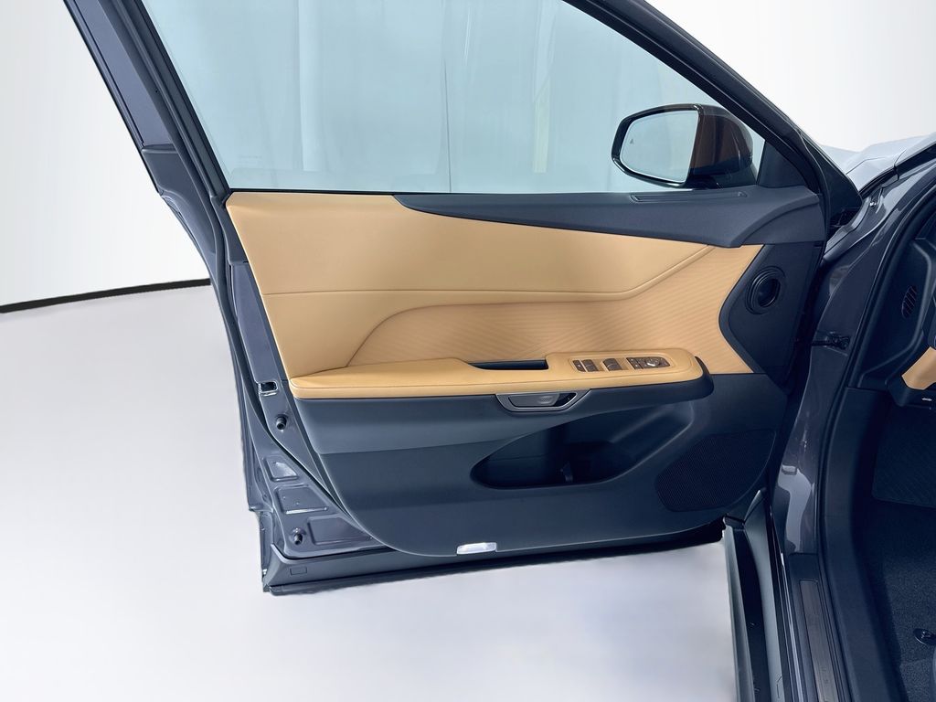 Thumbnail: 2026 Lexus ES - 24