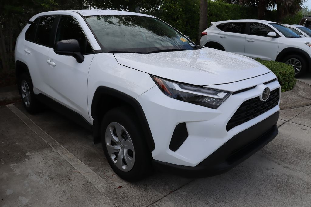 Thumbnail: 2024 Toyota RAV4 - 6