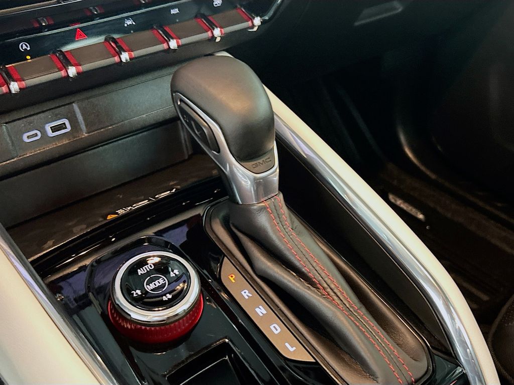 2024 GMC Canyon AT4X
