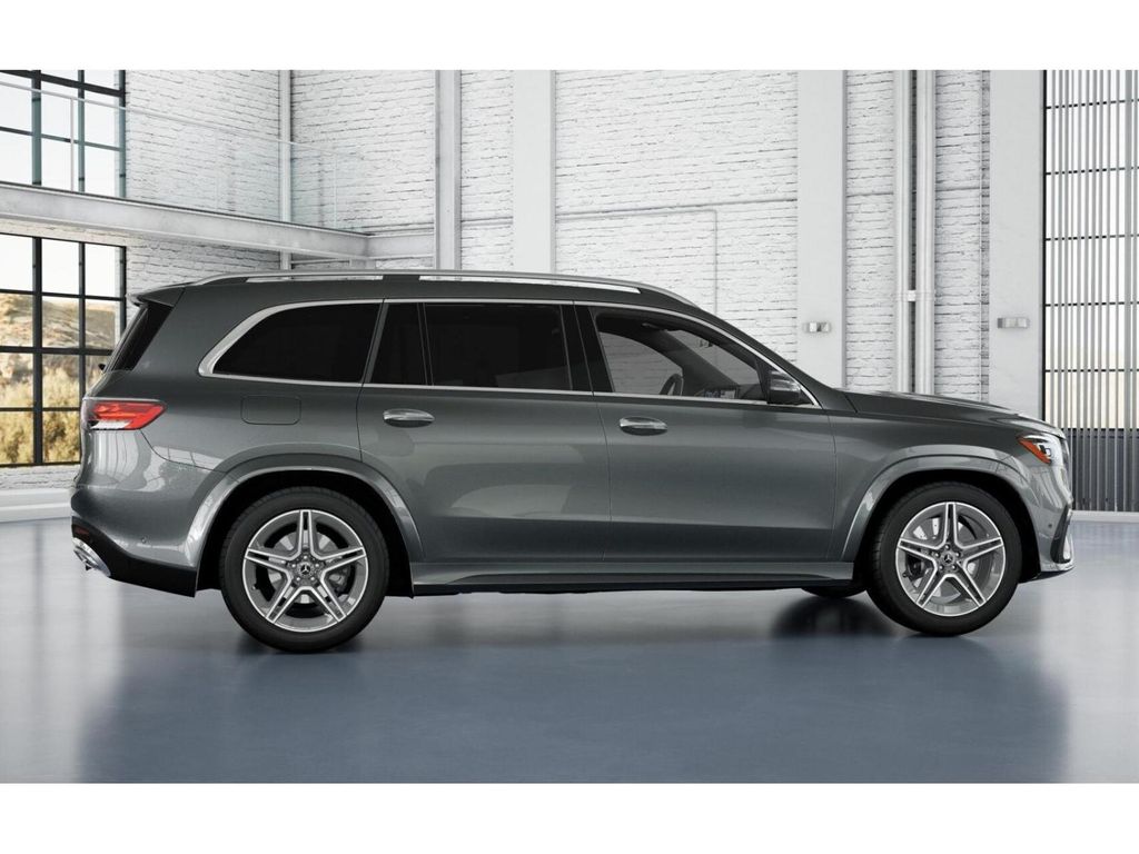 2025 Mercedes-Benz GLS 450 4MATIC 17