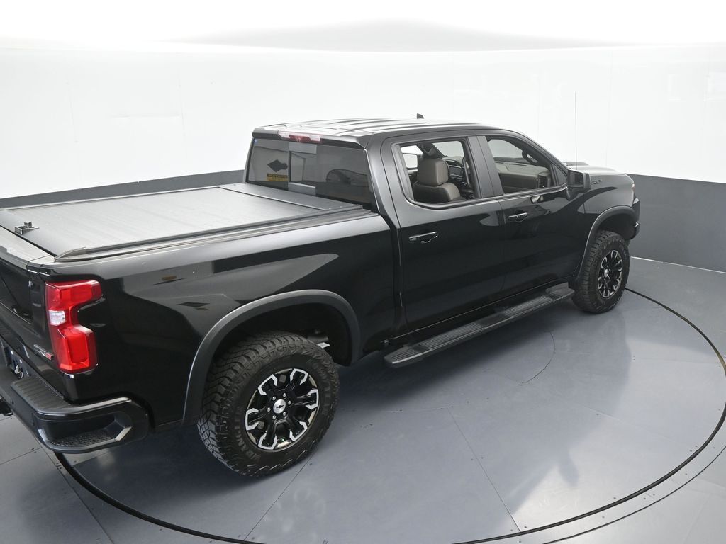 Used 2025 Black Chevrolet ZR2 image 63