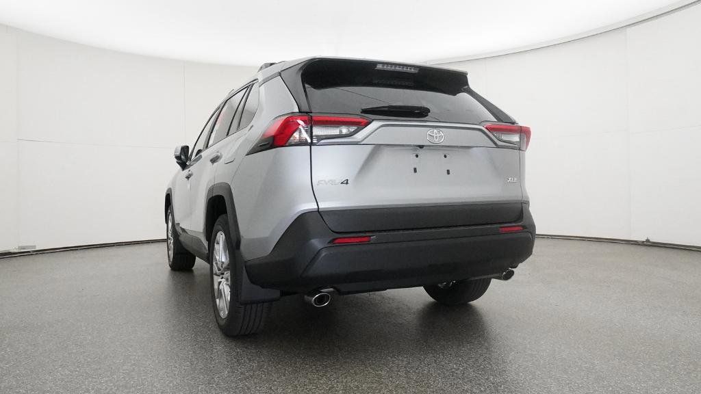 Thumbnail: 2025 Toyota RAV4 - 14
